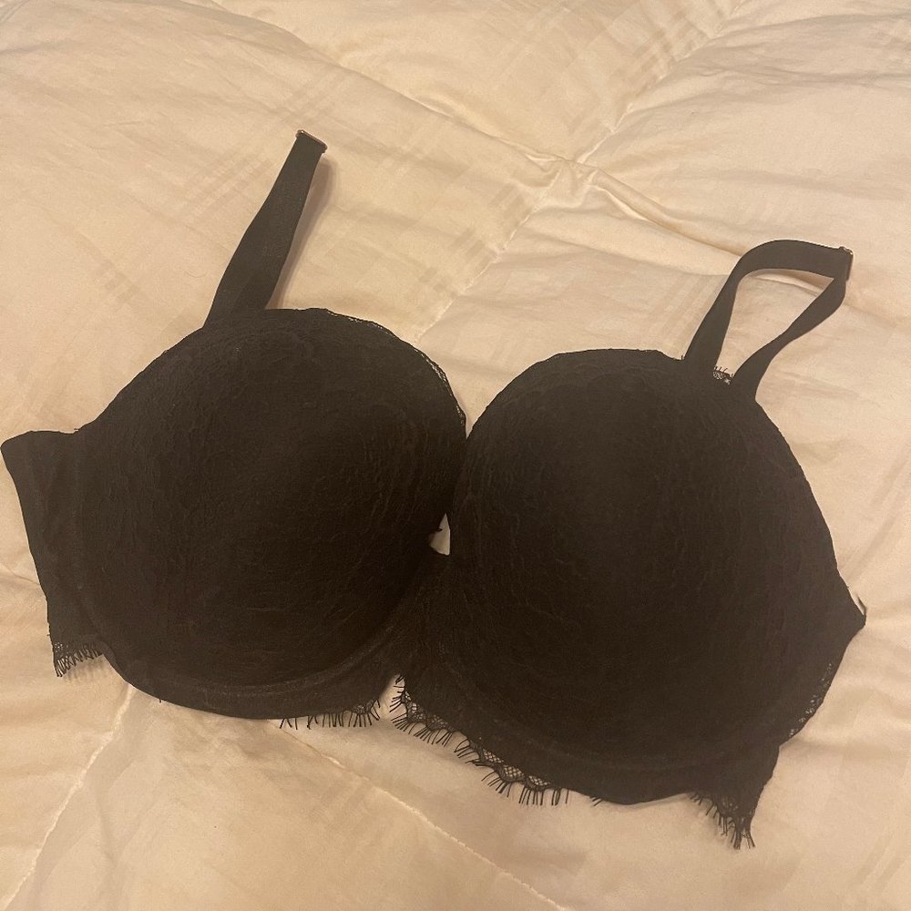 Victoria's Secret Dream Angels 38DD Black Lace Bra NWOT